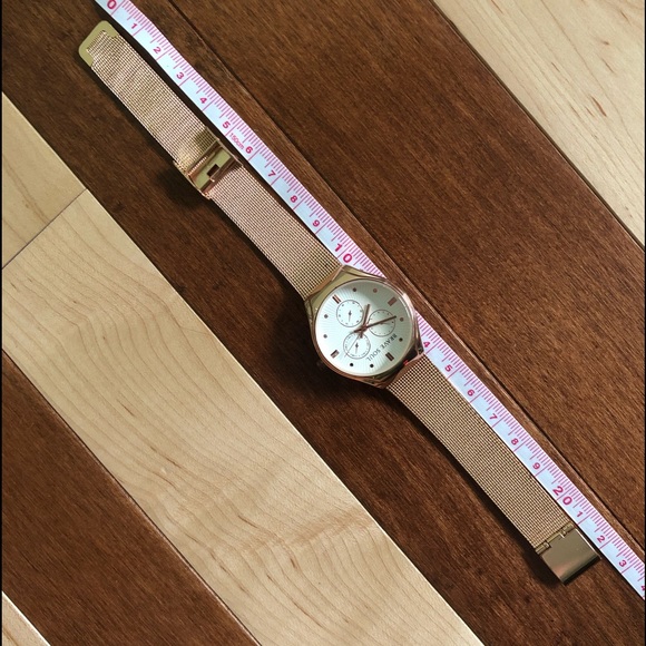 Rose Gold Watch - Picture 3 of 5